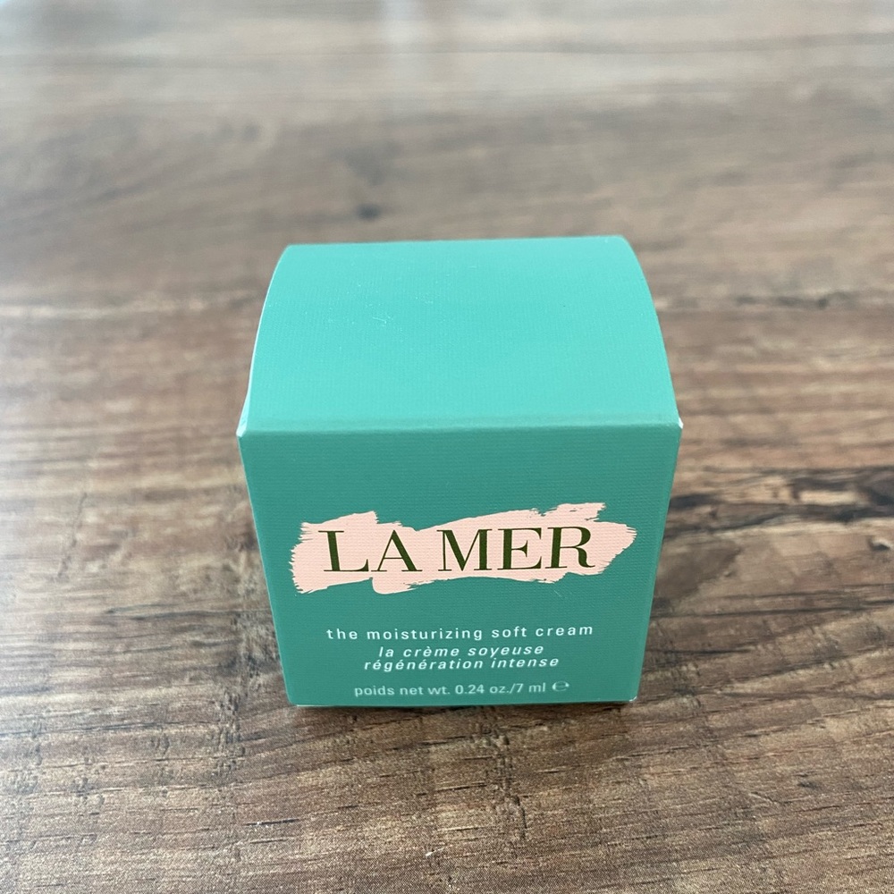La Mer moisturizing soft cream sample